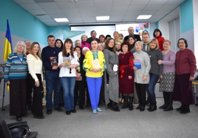 Презентація восьми книг запорізьких письменників у бібліотеці